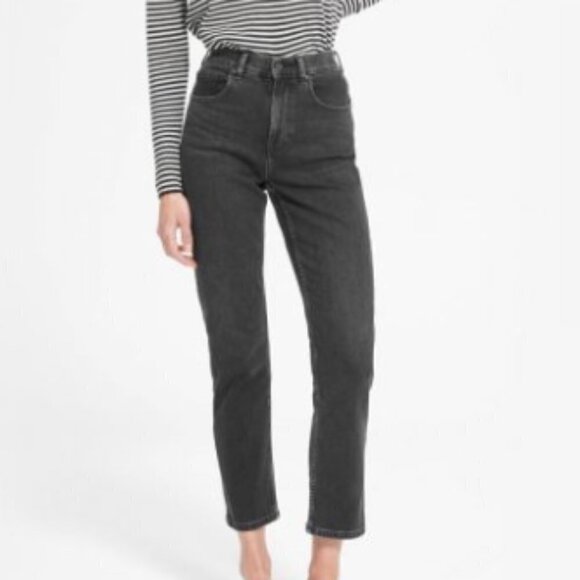 Everlane Cheeky‎ Straight Jean in Washed Black sz 26 Crop - Picture 1 of 7